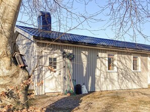 House | Exterior - 4 Star Holiday Home in Ljungskile (Ljungskile)