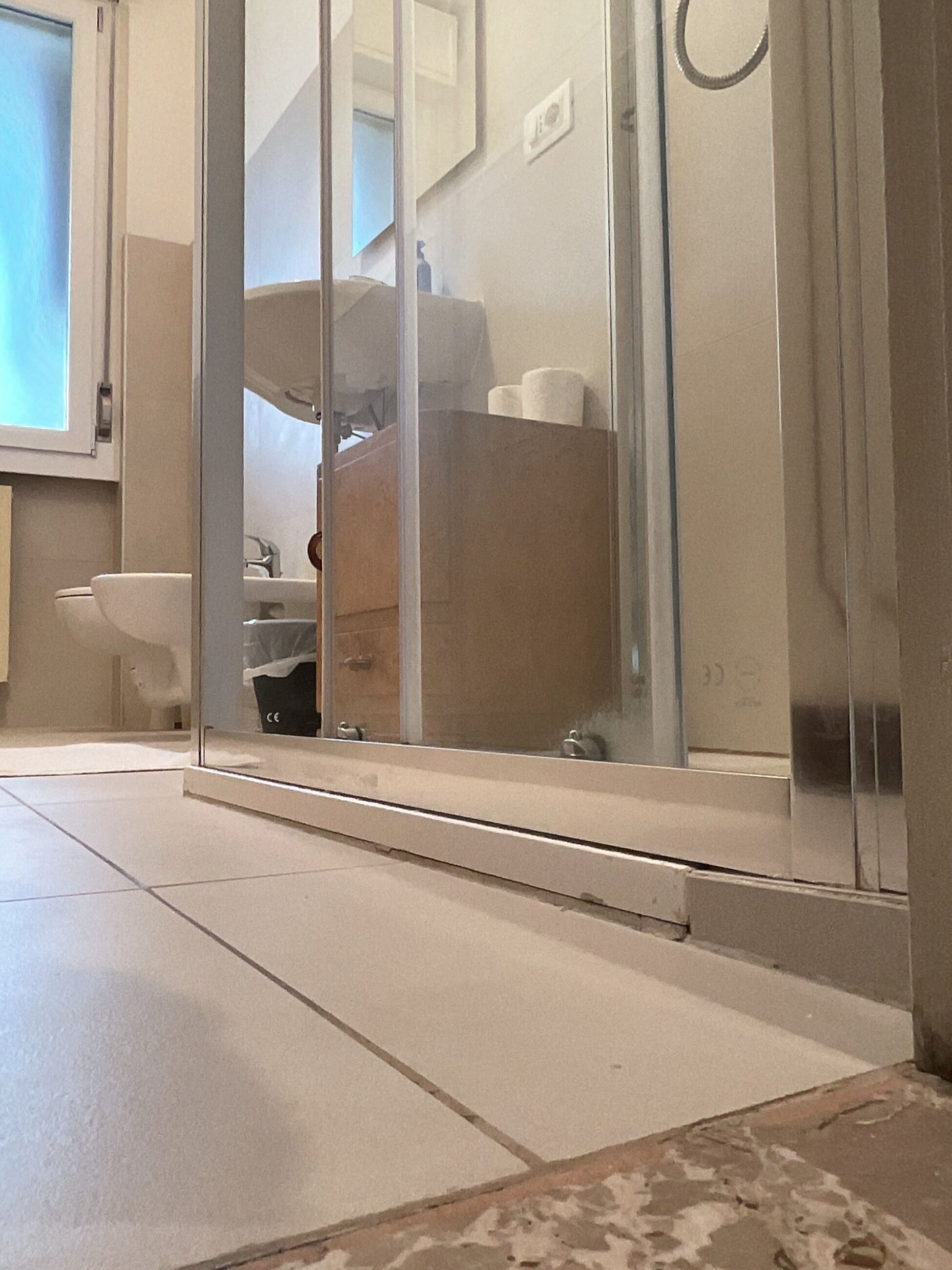 Classic-Apartment, Balkon, Stadtblick | Badezimmer