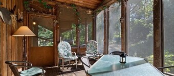 Hidden Pines Lakefront Family Home with WIFI only 2.5 hours from the Twin Cities
