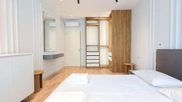 1 bedroom, desk, free WiFi