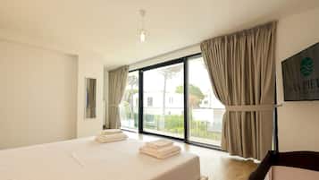 1 bedroom, desk, free WiFi