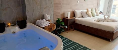 Premium Room | Down duvets, free WiFi