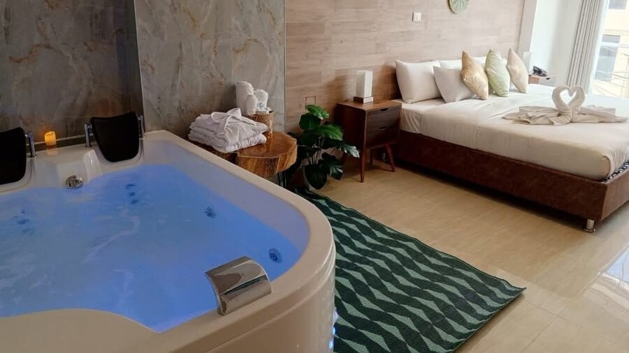 Jacuzzi Spa Cusco Hotel