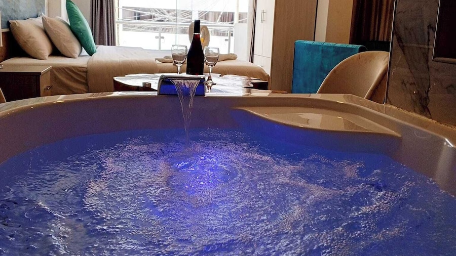 Jacuzzi Spa Cusco Hotel