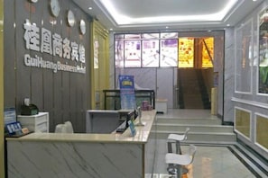 Ảnh chưa phân loại, 3 trong số 11 ảnh, nút