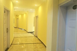 Unclassified image, 2 of 11, button - Liuzhou Guihuang Hotel (Luzhai)