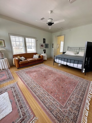 3 habitaciones, tabla de planchar con plancha y wifi gratis