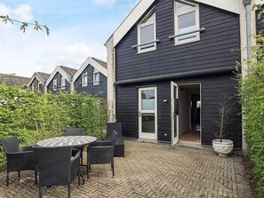 House | Exterior