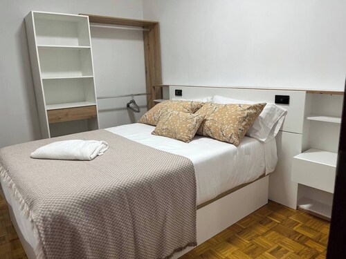 Artur III Apartment (University)