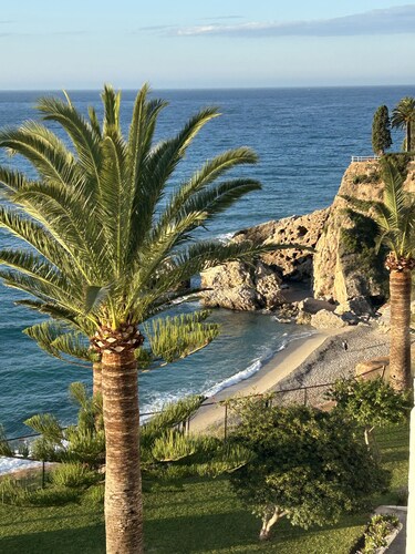 Attractive Firstline apartment on the beach in central Nerja