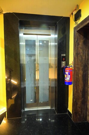 Elevator
