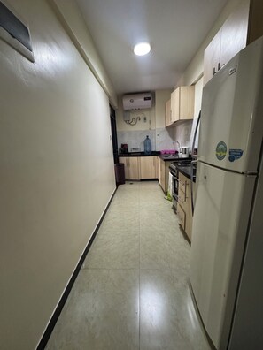 Private kitchen - Chi Denise luxurious 2brapartment in a serene and quiet neighborhood in Nairobi (Nairobi)