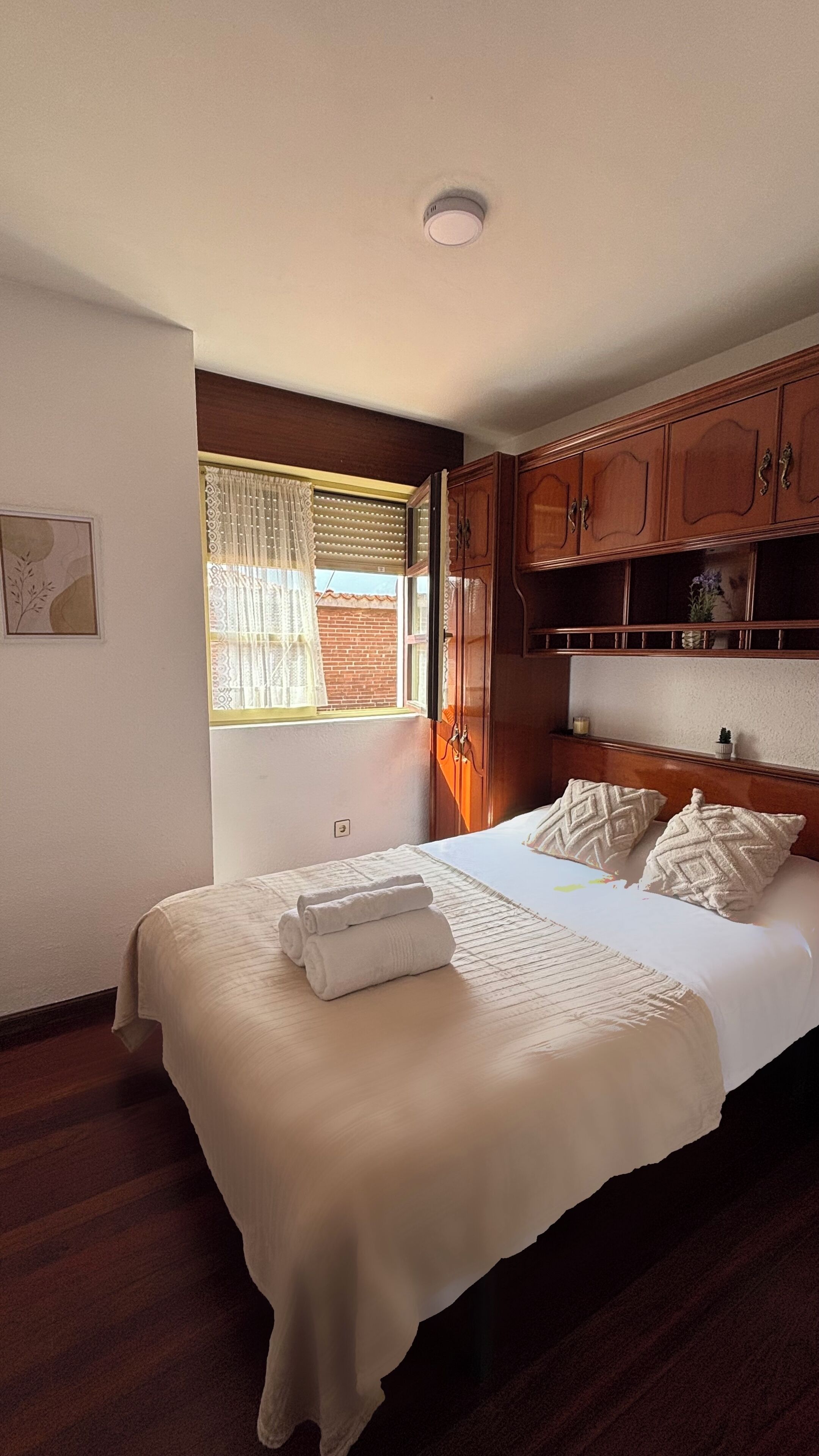 4 slaapkamers, internet, beddengoed