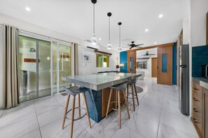 Interior - 3 private apts. downtown w/pool (Isla Mujeres)