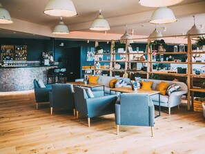 Bar (in der Unterkunft)