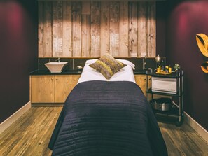 Spa - Una Argentum 63 Carbis Bay (Carbis Bay, near St Ives)