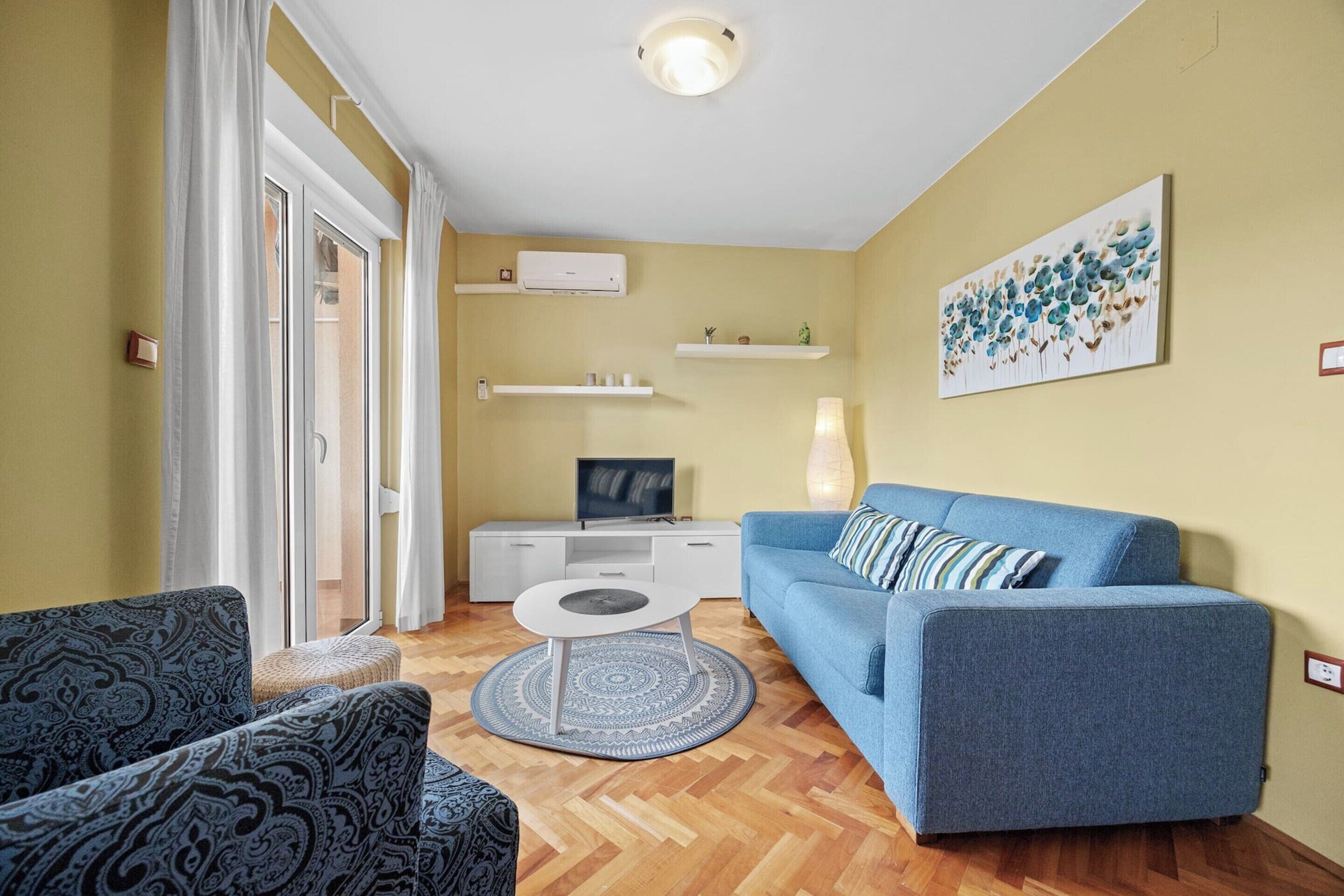 Apartment | Living room