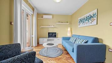 Apartment | Living room