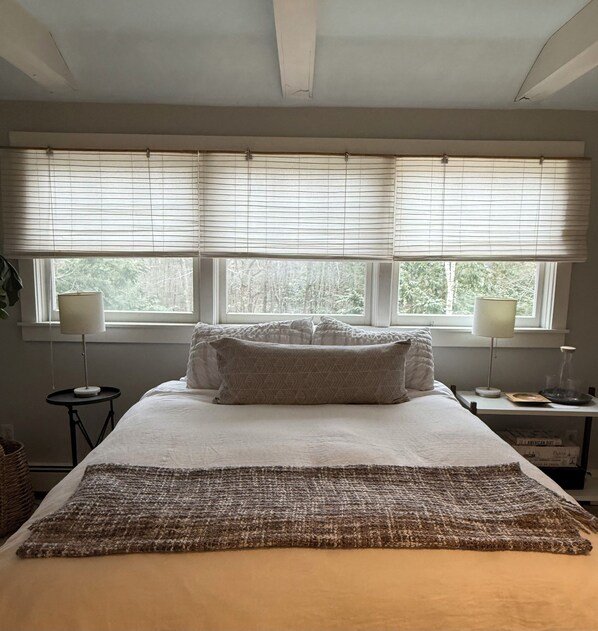 2 makuuhuonetta, silitysrauta/-lauta, Wi-Fi, vuodevaatteet