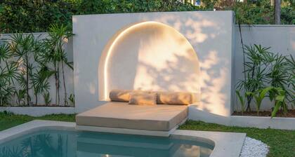 Villa Brisa Entire Villa for Rent in Ahangama Sri Lanka 2 Minutes to the Beach