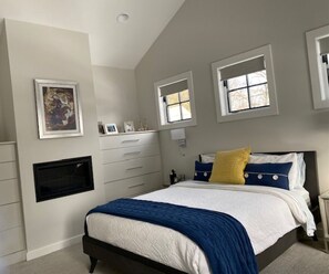 3 habitaciones, tabla de planchar con plancha, wifi y ropa de cama