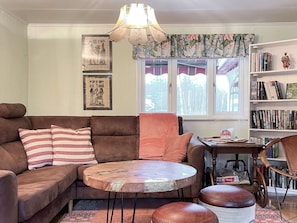 House | Interior - Serene Lakehouse With Rowing Boat (Vittsjo)