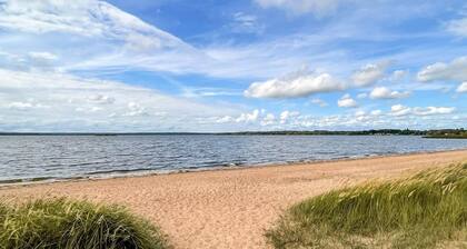 Serene Lakehouse With Rowing Boat