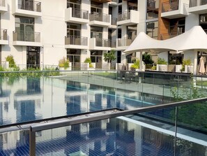 Room - Elite LUX Holiday Homes - Modern Style Studio Superior Facilities in Arjan Dubai (Dubai)