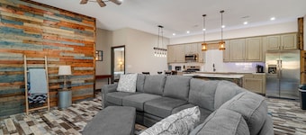 Raccoon Lake Retreat