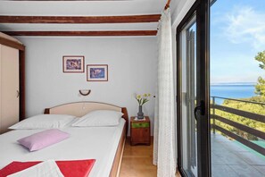 Apartment | 2 bedrooms - Apartment in Supetarska Draga Near Sandy Beach (Rab)