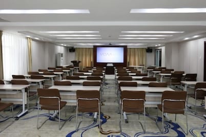 Homeinn Pebble (Hohhot Chuangye Road International Mongolian Hospital)