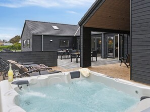House | Spa treatment - 5 Star Holiday Home in Lokken (Lokken)