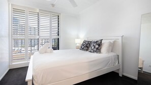 1 chambre, fer et planche à repasser, Wi-Fi gratuit, draps fournis
