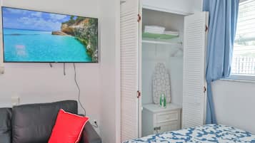 1 bedroom, iron/ironing board, WiFi, bed sheets