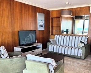 TV