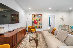 Smart TV, video games