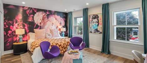 1 bedroom, desk, iron/ironing board, WiFi