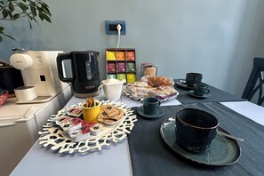 Dining - In the center of the Vomero elegant and quiet accommodation (Napoli)