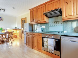 Dishwasher, highchair