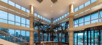 天津濱海國際機場東麗萬達廣場智選假日飯店