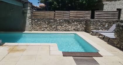 Chez Pascal gĂźte studio avec jardin et parking