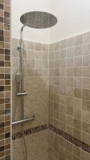 Towels, toilet paper - Casa-cathy (Ajaccio)