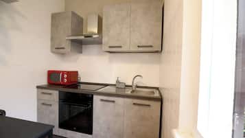 Microonde, forno, piano cottura