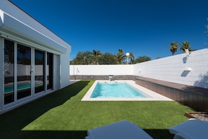 Alpehytte | Pool | Udendørs pool