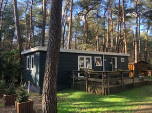 Chalet | Restaurante al aire libre