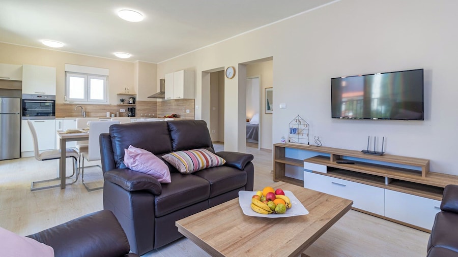 Elegant Apartment in Medulin Near Beach