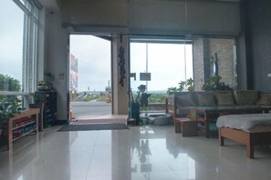 Unclassified image, 5 of 17, button - Kenting Green Yard Hostel (Pingtung)