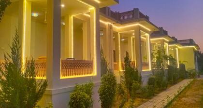 Brahma Heritage-Luxury Rooms with Pool