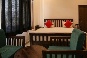 Habitación doble superior | Escritorio y wifi gratis 