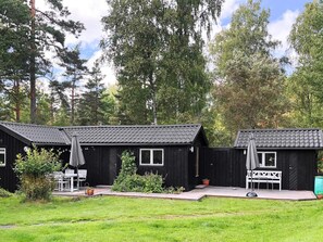 House | Exterior - Island Retreat With Outdoor Spaces (Ljusterö)